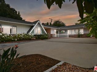 4053 Harclare Ln, Encino, CA 91436