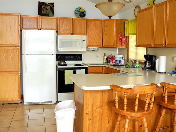 3rd image of 5302 Landis Ave #S