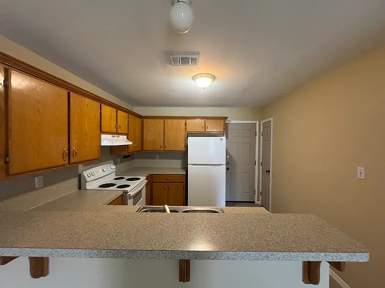 2701 S Midway Rd #9 — Photo 1