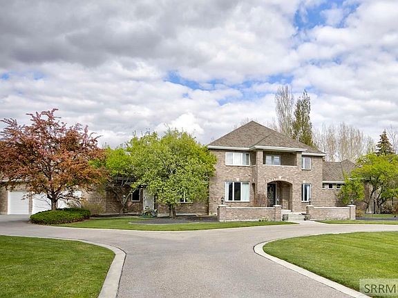 2nd image of 3809 S Kinsmen Ln