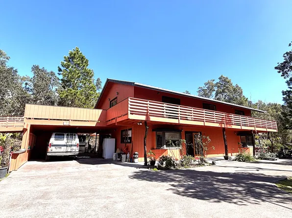 92-9176 Paradise Pkwy, Captain Cook, HI 96704