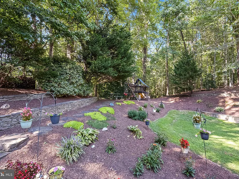 6601 Colchester Rd — Photo 73