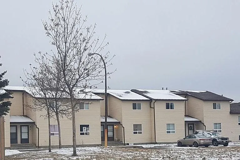 701 6th Ave SW — Photo 3