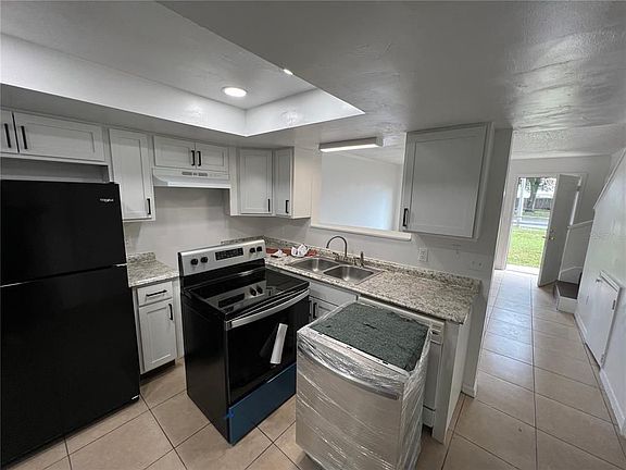 2nd image of 12026 Tift Cir