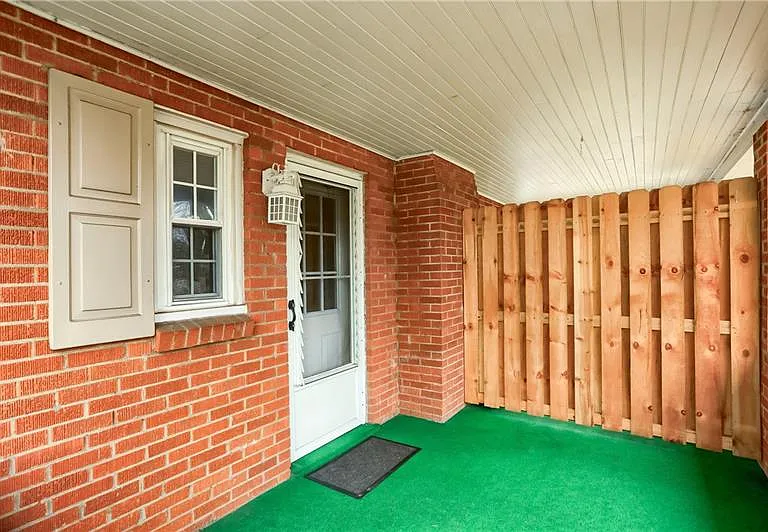 716 Maple Ln — Photo 19