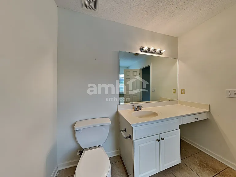 200 Revis Creek Ct — Photo 11