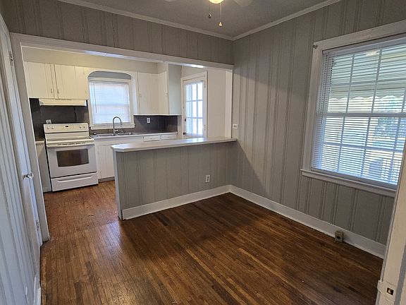 Breakfast nook overlooking the backyard