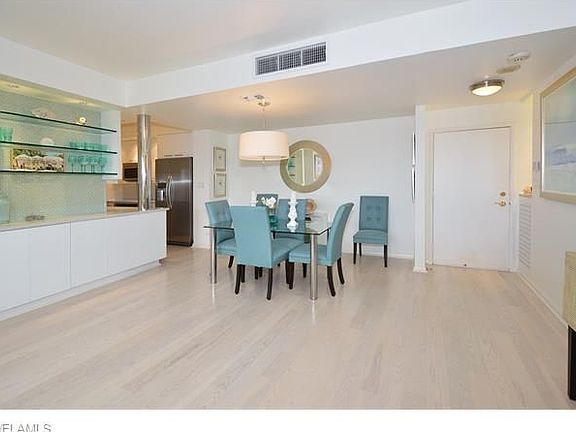 5th image of 4005 Gulf Shore Blvd N Ph 02