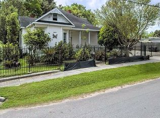 1801 Fulton St, Houston, TX 77009