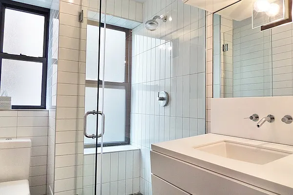 Rented by Bold New York | media 16