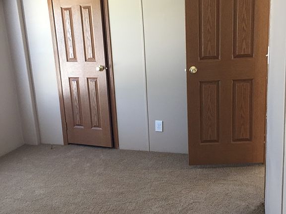 3rd image of 32640 Cary Ln N