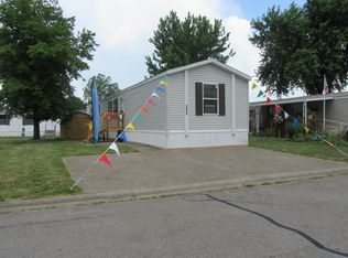 3884 Rosewood Ct, Columbus, IN 47203