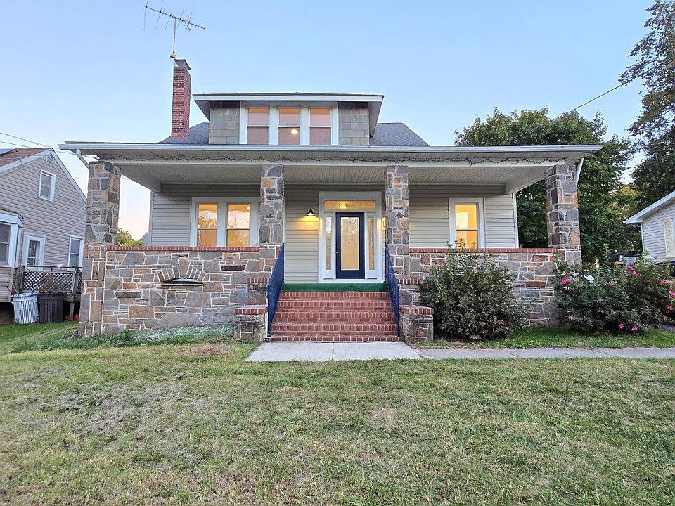 1st image of 2117 Lorraine Ave