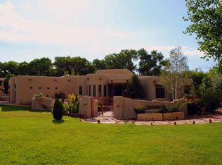 30 Camino Vega Verde, Corrales, NM 87048