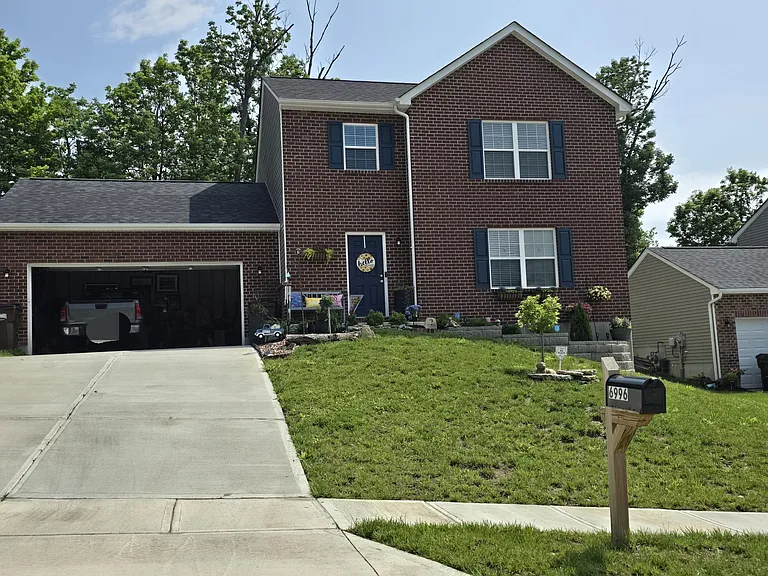 6996 Lucia Dr — Photo 1