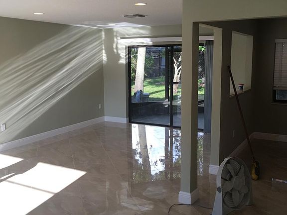 5th image of 1106 Begonia Dr