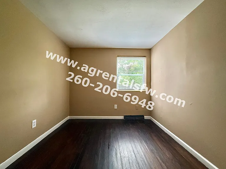 3221 Webster St — Photo 12
