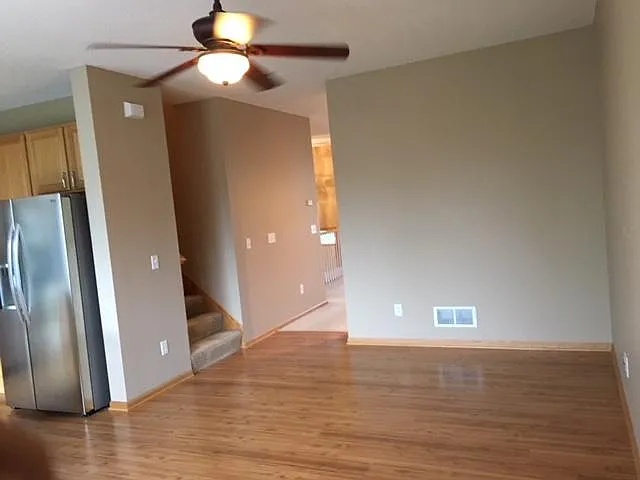 4504 Village Square Blvd N — Photo 19