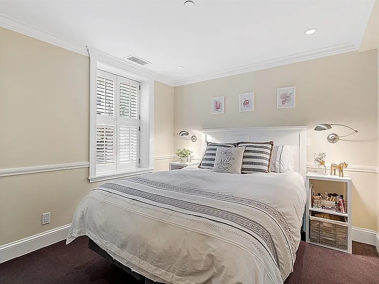 48 Commonwealth Ave #1B — Photo 14
