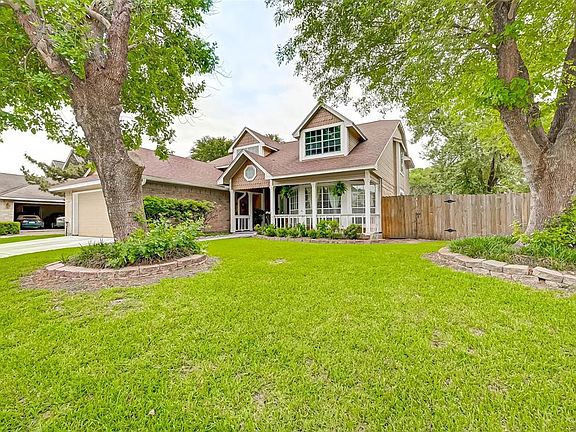 2nd image of 3139 Hollow Creek Dr