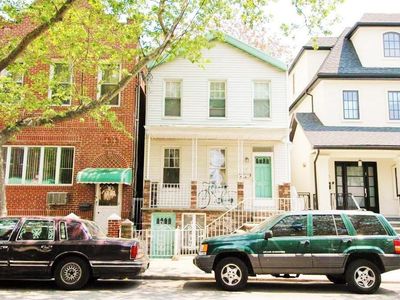 271 Lake St, Brooklyn, NY, 11223