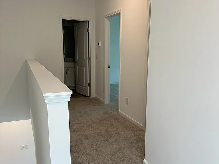 1317 Creekfront Dr — Photo 8