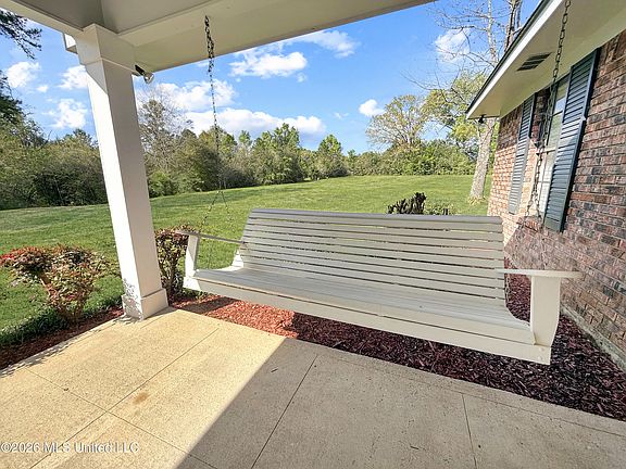 2nd image of 220 Mays Creek Rd