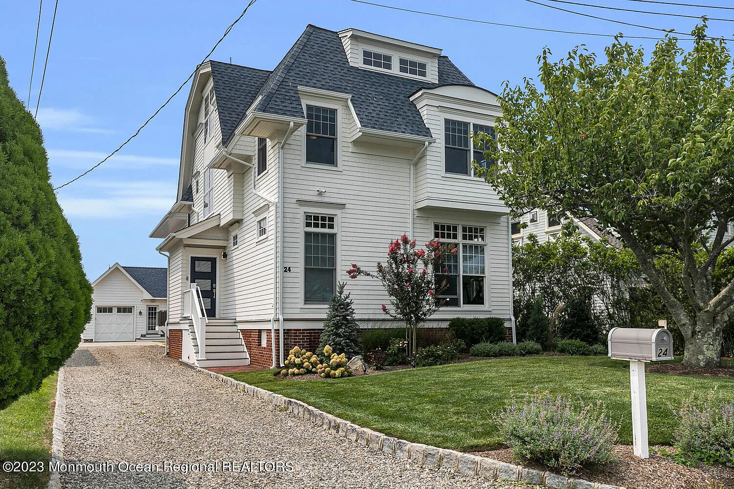 7 bed, 5.5 bath, $9,500 — Photo 1