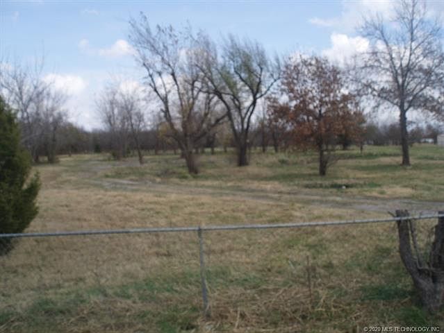 2nd image of 1619 N 129th Ave E