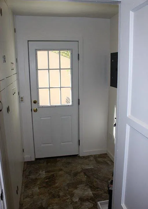 507 N Ventura Street Laundry Area (2)_01242019
