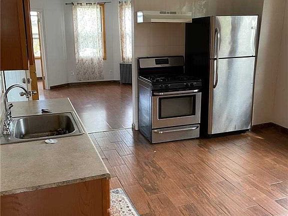 3rd image of 122-20 5th Ave Floor 2