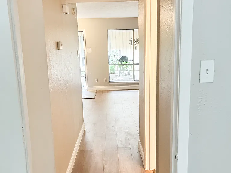4429 Bowser Ave #106 — Photo 3