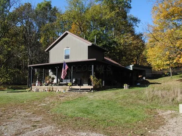 20561 Canada Rd, Gambier, OH 43022
