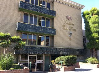 373 S Cochran Ave #WHYB3TZEA, Los Angeles, CA 90036