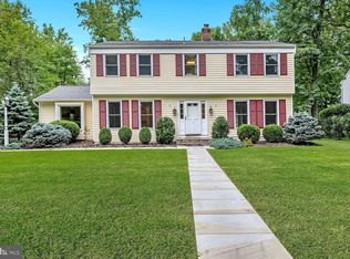 22 Balsam Ct, Lawrence Township, NJ 08648
