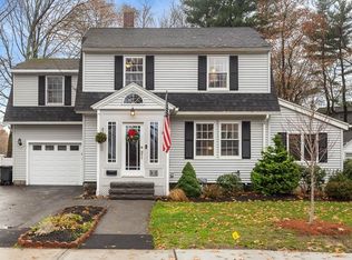 16 Enmore St, Andover, MA 01810