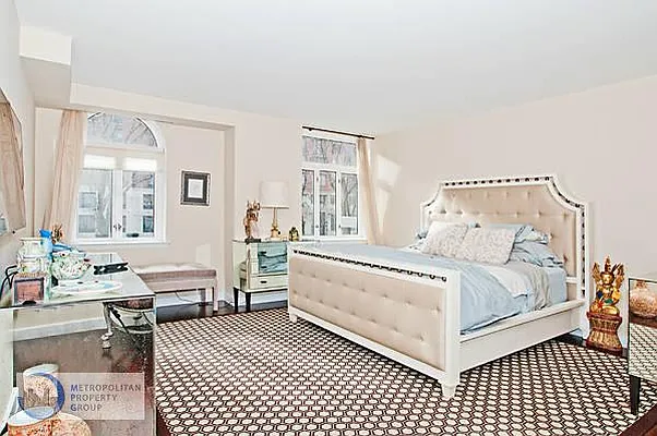 Sold by Metropolitan Property Group | media 1