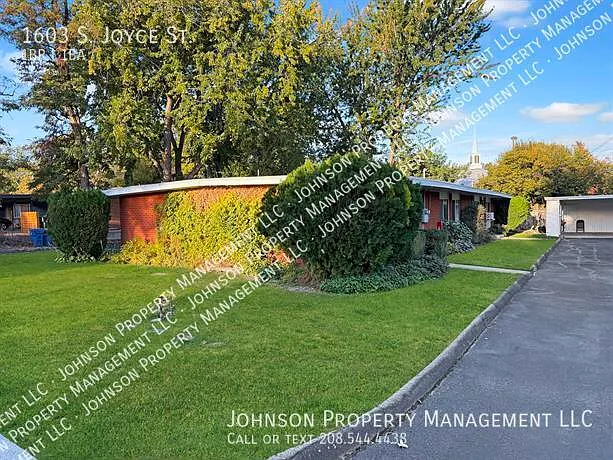 1603 S Joyce St — Photo 1