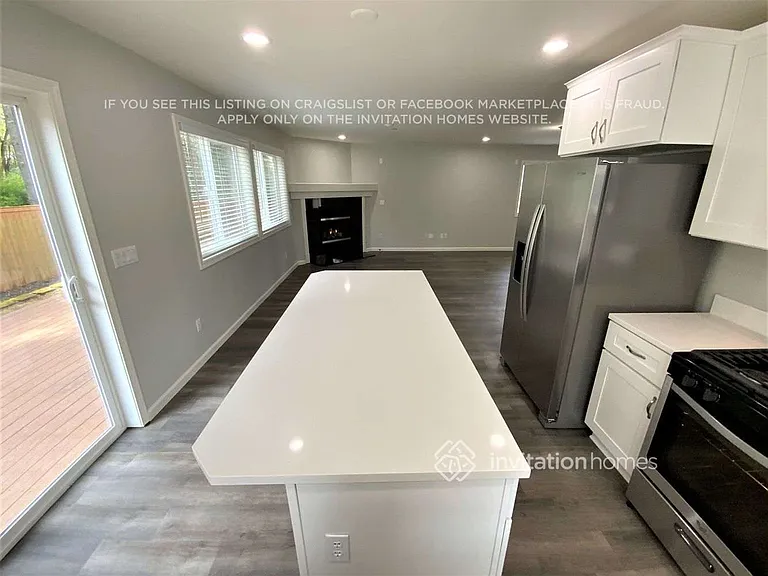 1245 Griggs St — Photo 11