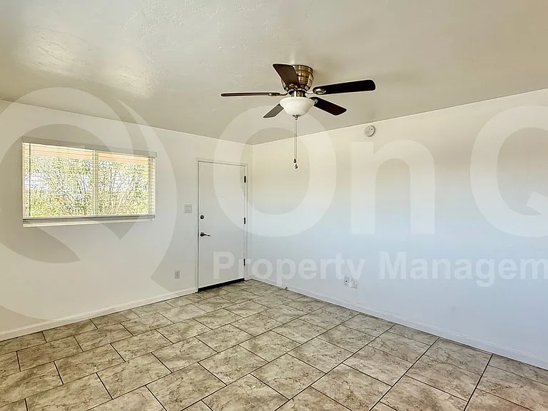 2620 E Turney Ave #1 — Photo 7