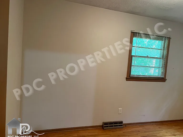 832 S Luster Ave — Photo 20