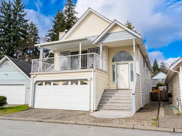 2865 Glen Dr #18, Coquitlam, BC V3B 6Y8