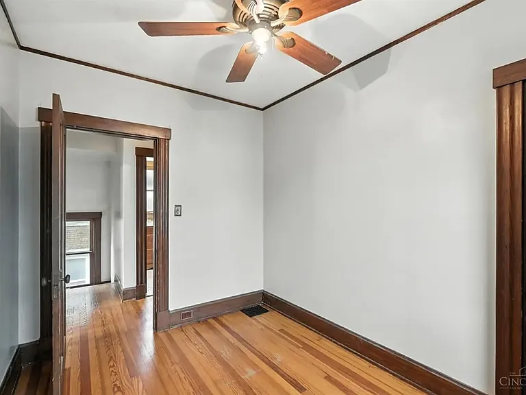 348 Volkert Ave — Photo 25