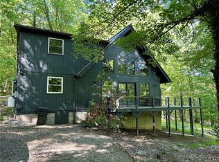 240 Birch Rd, Acme, PA 15610