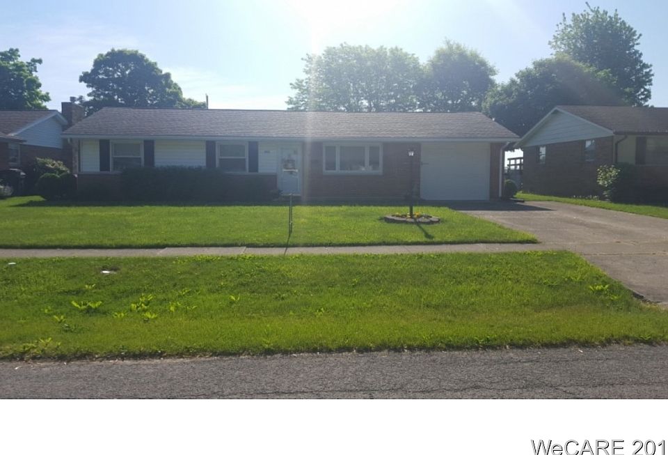 1st image of 902 Carolyn Dr