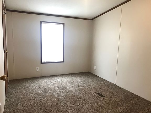 3rd image of 29901 Adorne Dr
