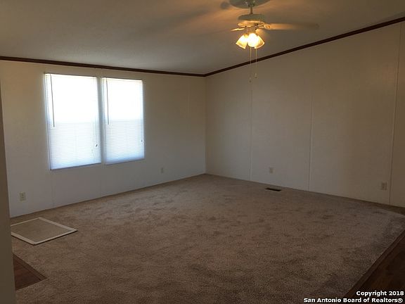 3rd image of 106 N County Road 5602