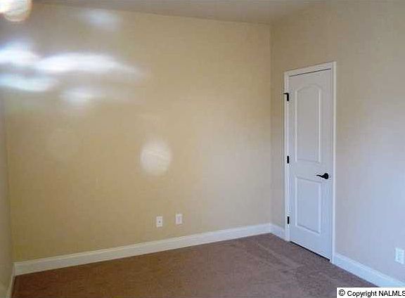 3rd image of 2609 Park Hampton Dr