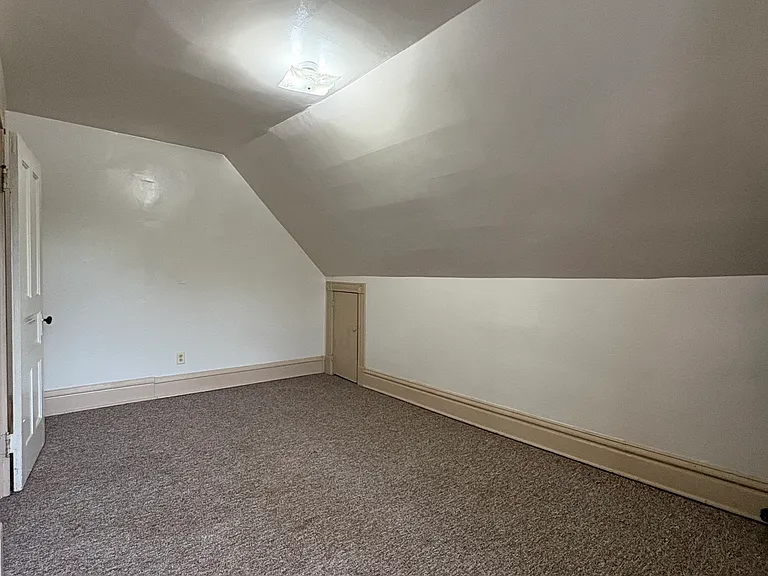 802 Grand Ave #7 — Photo 6