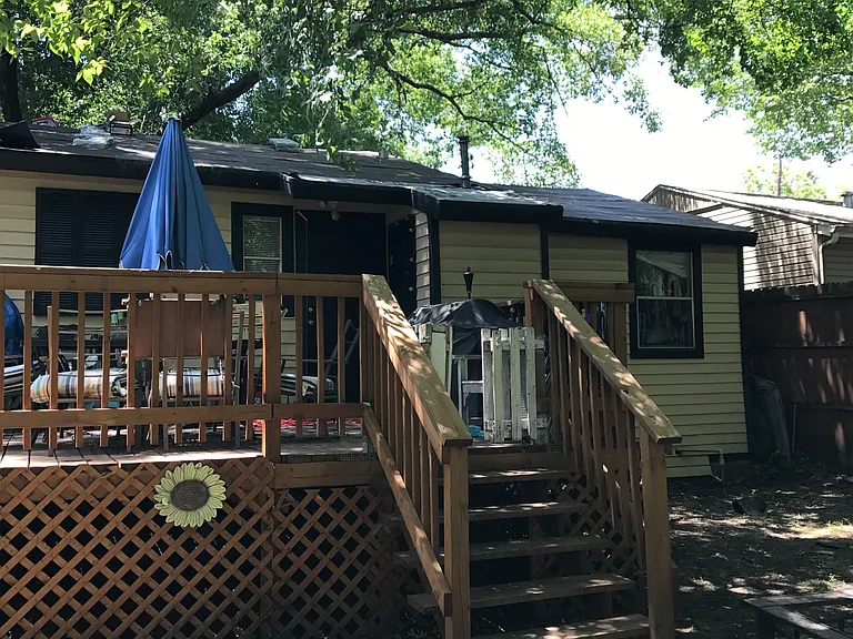 609 S Fannin St — Photo 13